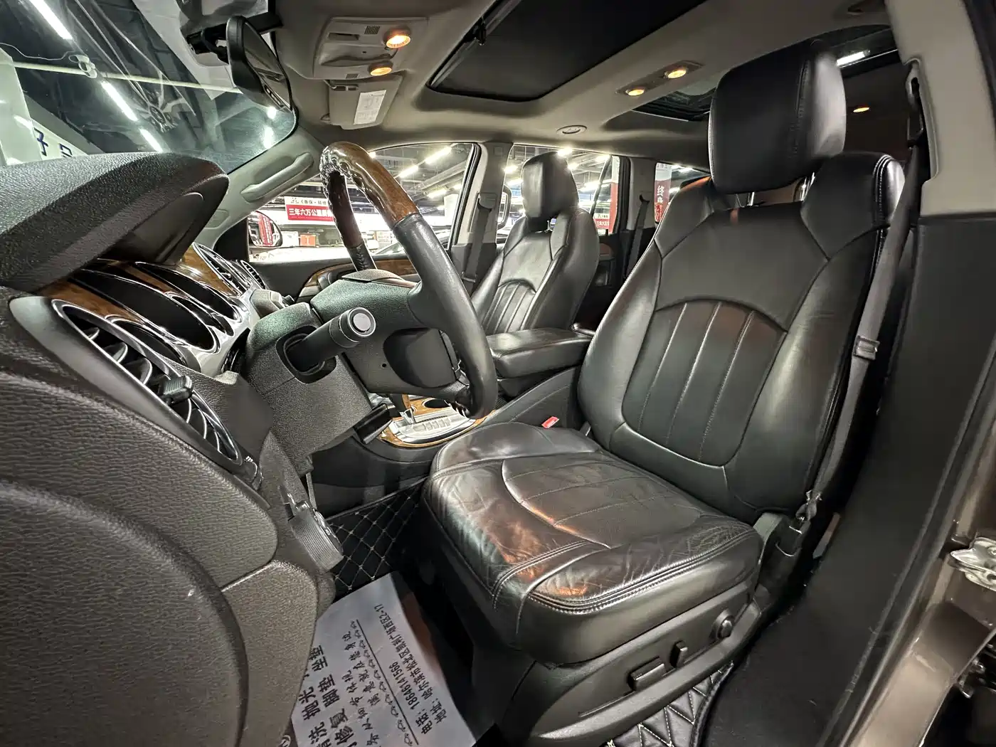 Buick Enclave 2010 3.6L Elite Edition фото 27