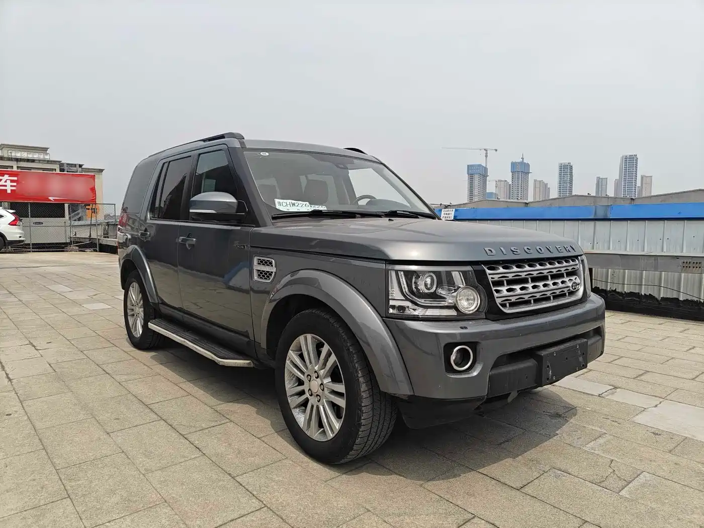 Land Rover Discovery 2014 3.0 SC V6 HSE фото 3