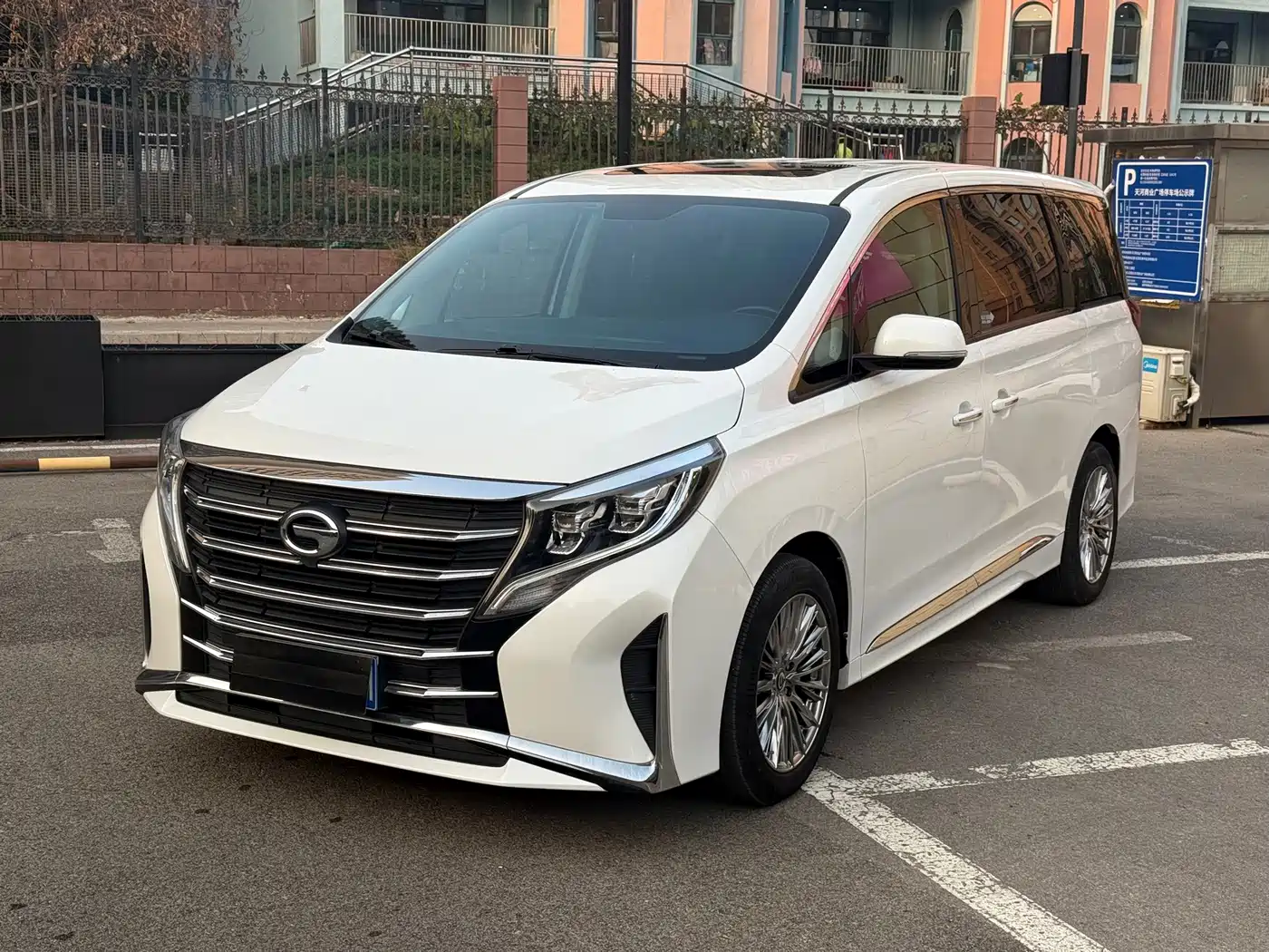 GAC Trumpchi Trumpchi M8 2021 — пригон из Китая