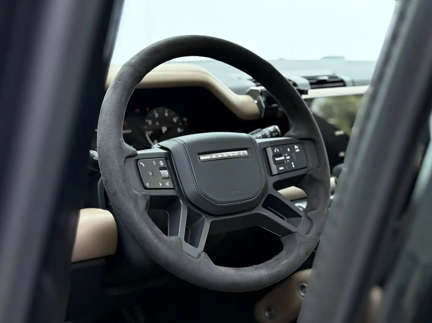 LAND ROVER GUARD