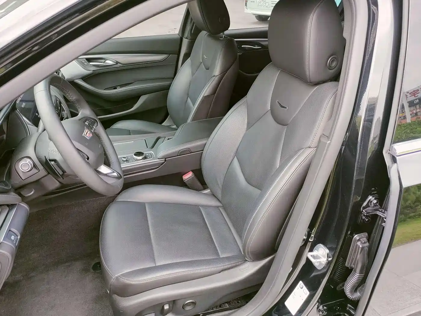 Cadillac CT5 2024 2023 28T Luxury Style (Standard Edition)