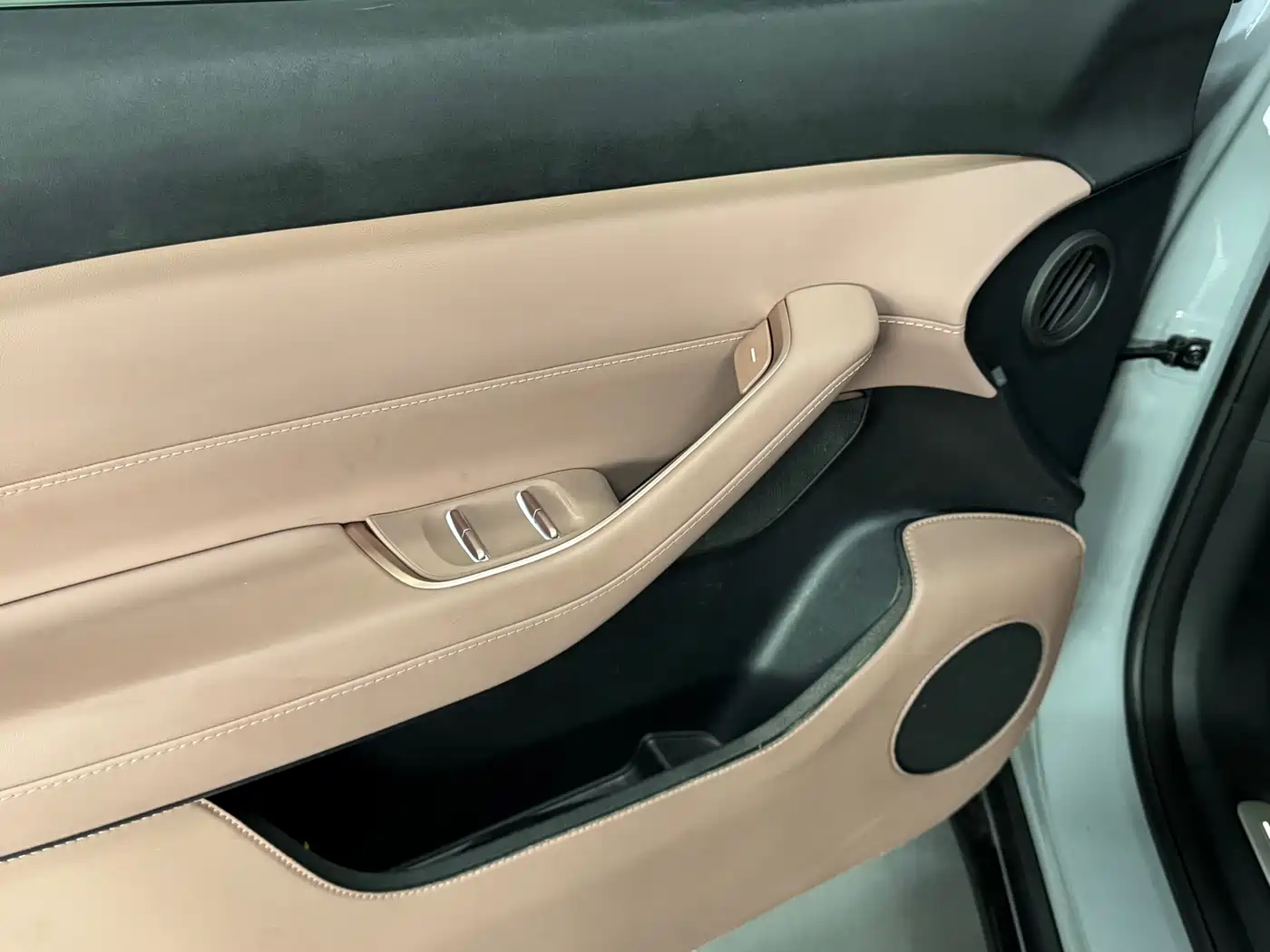 NIO EC6 2025 2024 75kWh