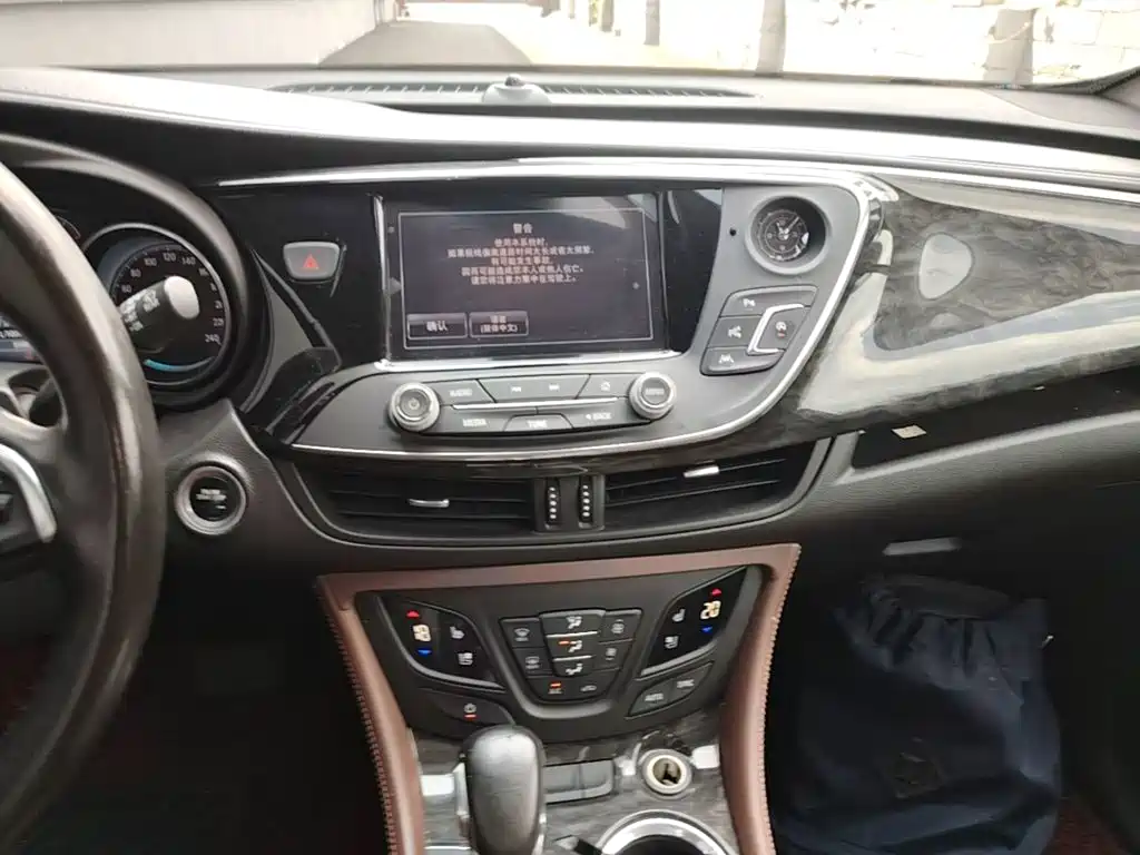 Buick Envision Plus 2015 2014 28T 4WD Luxury