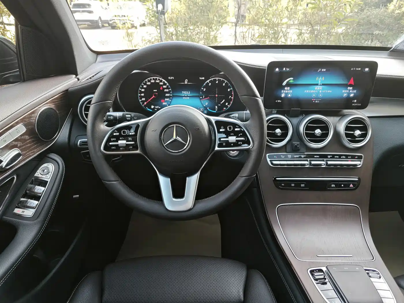 Mercedes-Benz GLC 2020 GLC 260 L 4MATIC Luxury фото 15