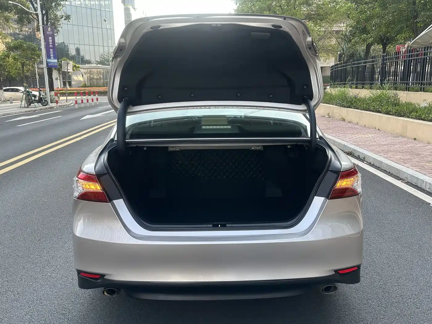 Toyota Camry 2019 2.5G Luxury (China V) фото 5