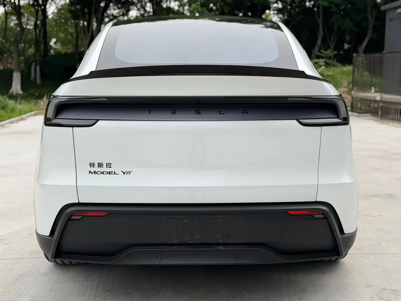 Tesla Model Y L 2025 2025 Facelift Long Range AWD