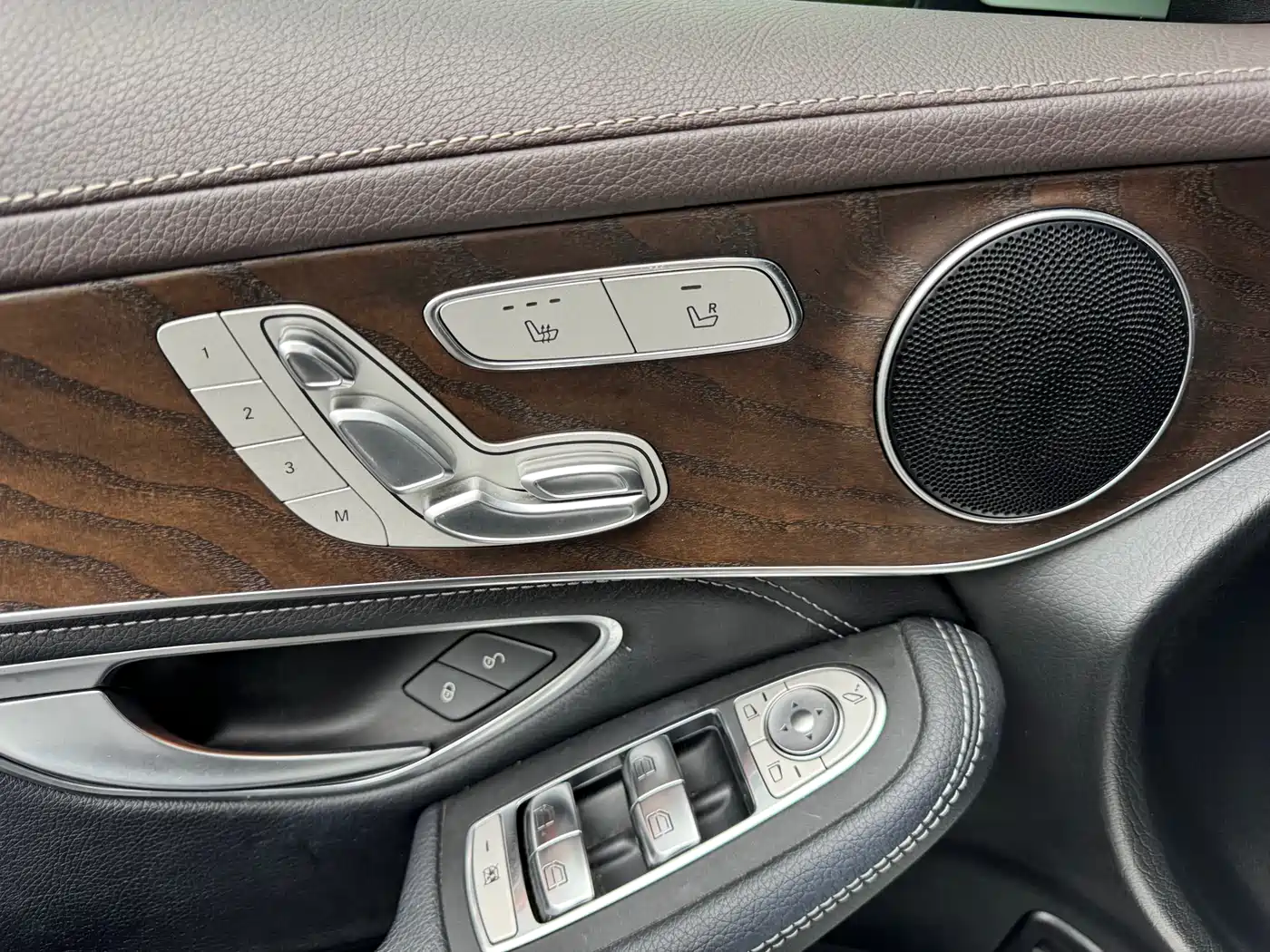 Mercedes-Benz GLC 2020 GLC 300 L 4MATIC Dynamic фото 13