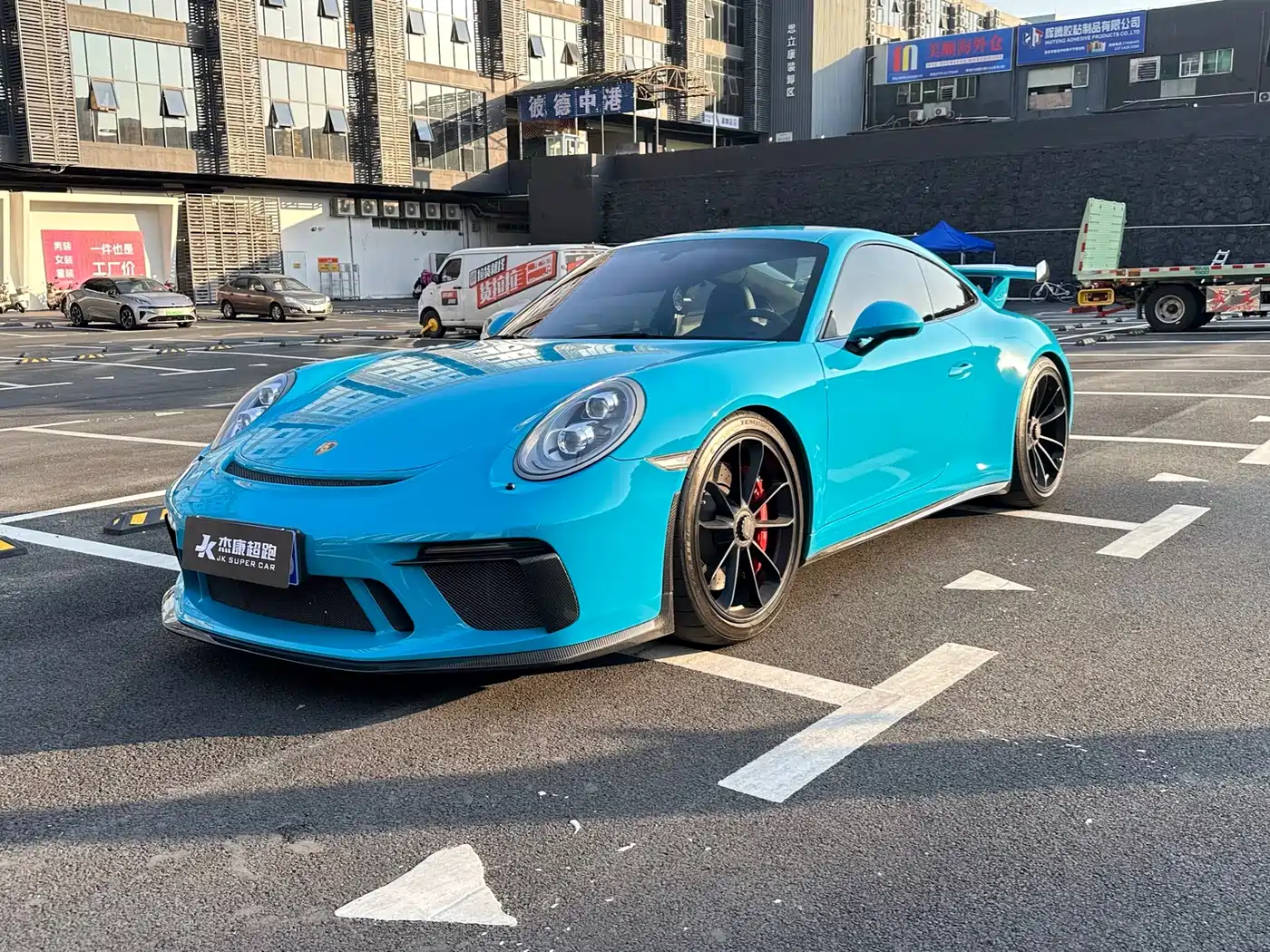Porsche 911 2018 GT3 4.0L фото 11