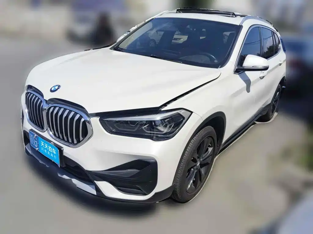 Фото 1 - BMW X1