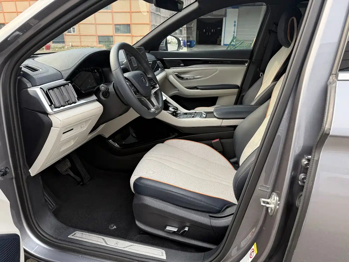 BYD Song PLUS PHEV 2021 EV Flagship фото 5