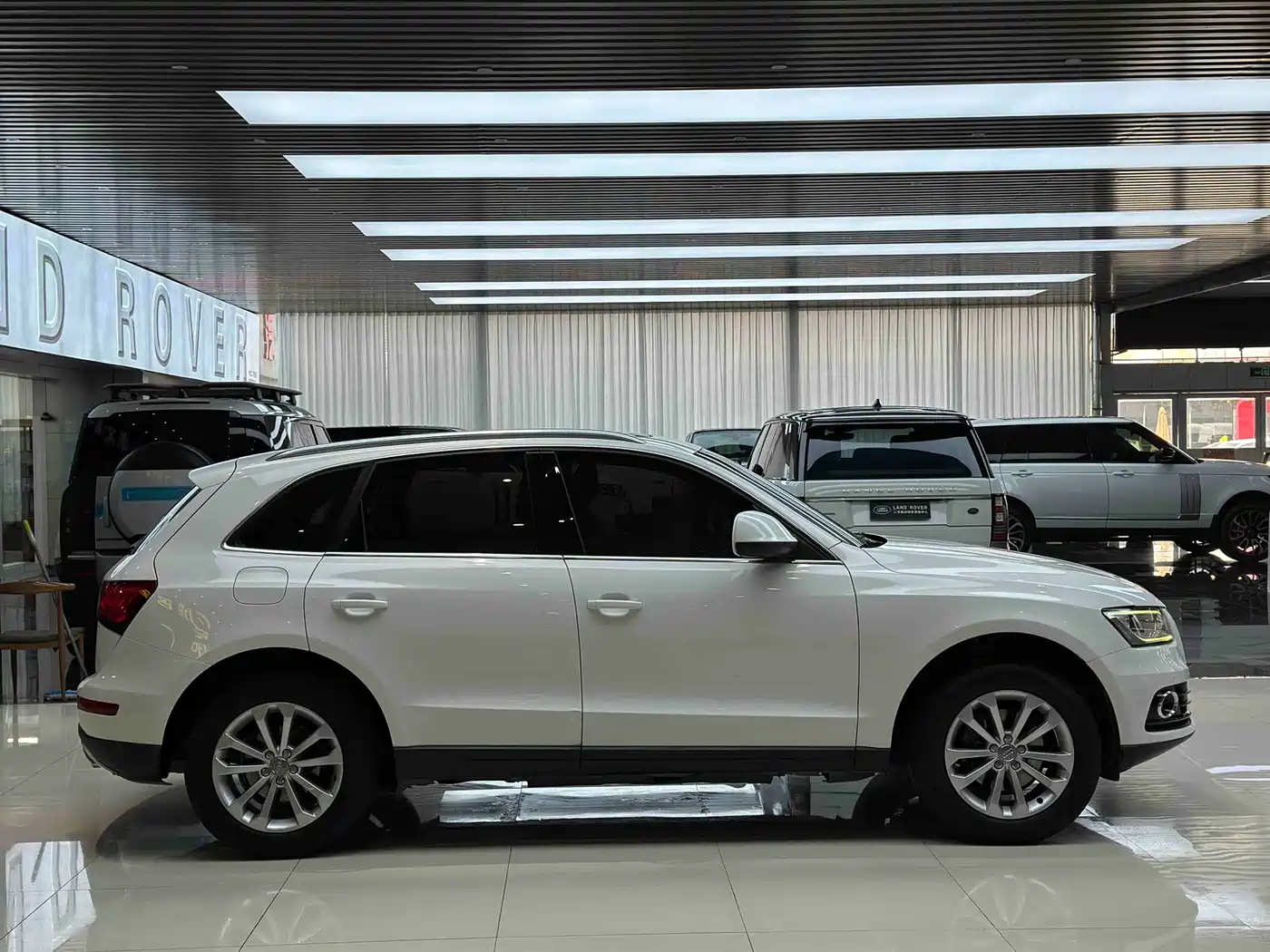 Audi Q5 2015 40 TFSI Technology фото 4