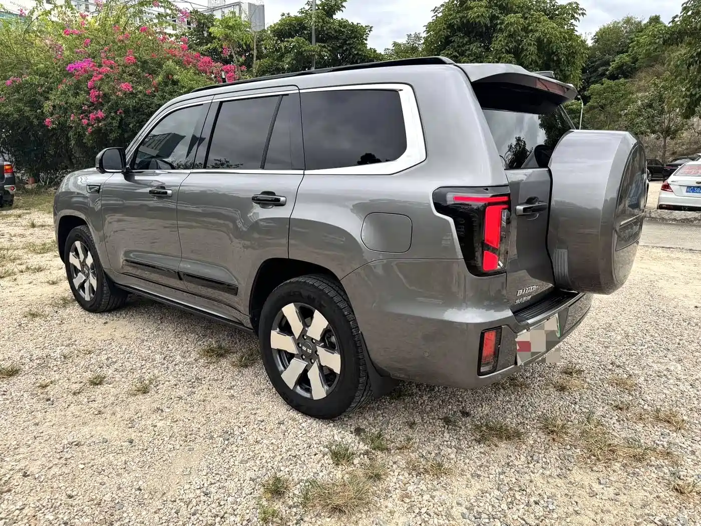 BAIC ORV Beijing Off-Road BJ60 Leiting 2024 Magic Core E-Drive Advanced 5-seater фото 9