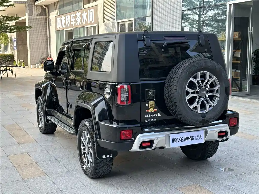 BAIC ORV Beijing Offroad BJ40 2023 2.0T Auto 4WD Urban Hunter Knight Edition фото 7