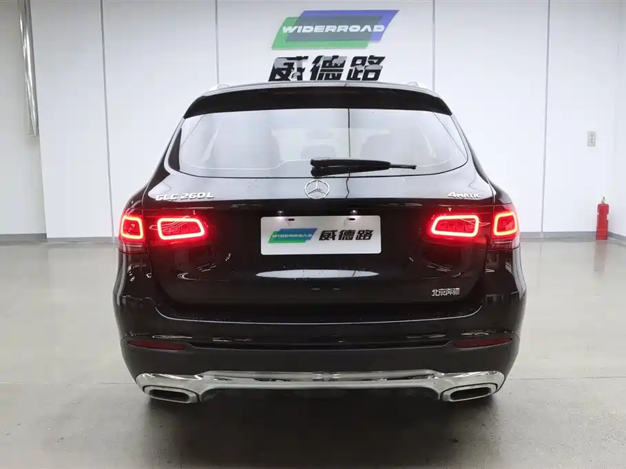 Mercedes-Benz GLC 2021 GLC 260 L 4MATIC Sporty фото 6