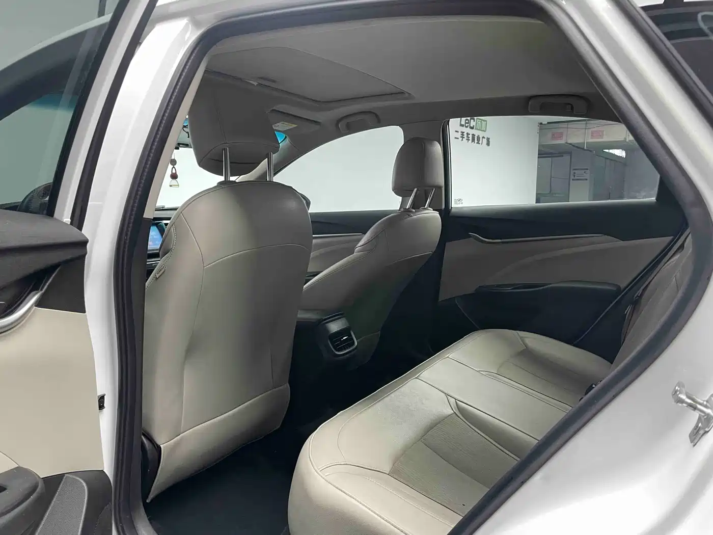 Buick Excelle 2016 15N Automatic Elite фото 8