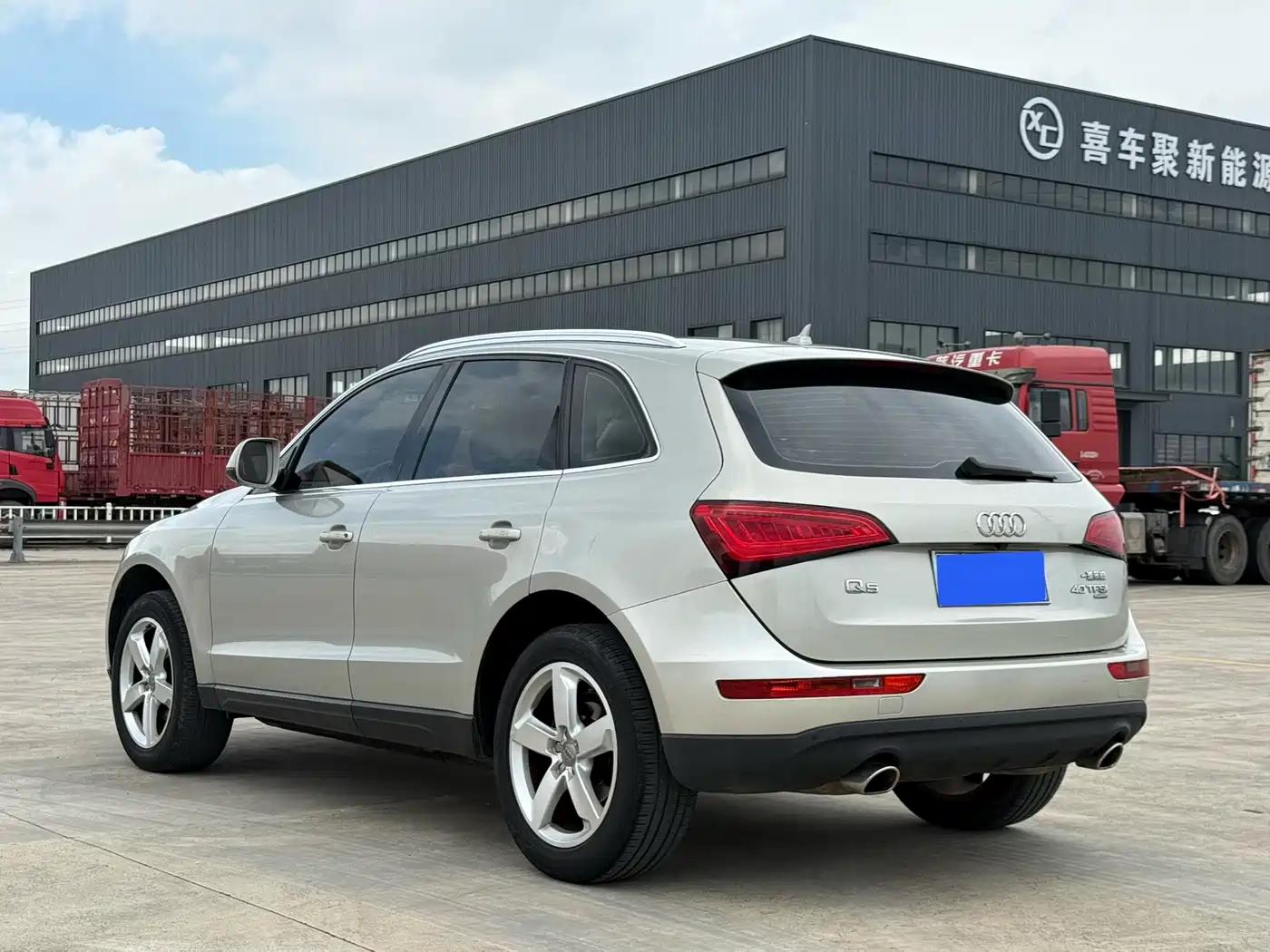 Фото 3 - Audi Q5