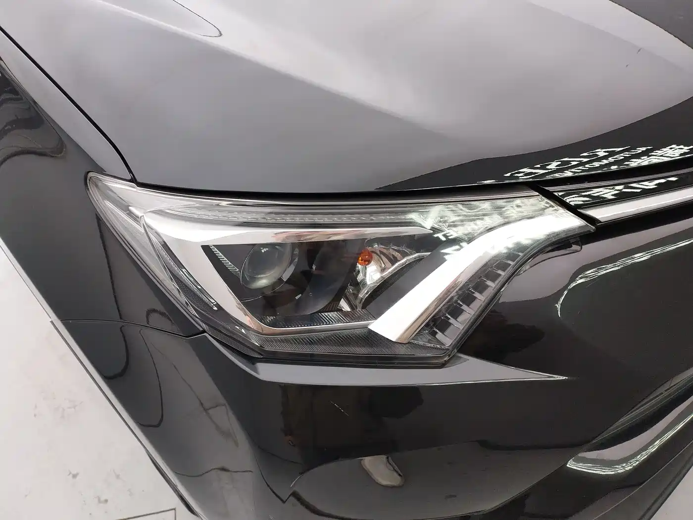 Toyota RAV4 Rongfang 2016 2.0L CVT 2WD Urban (China V) фото 20