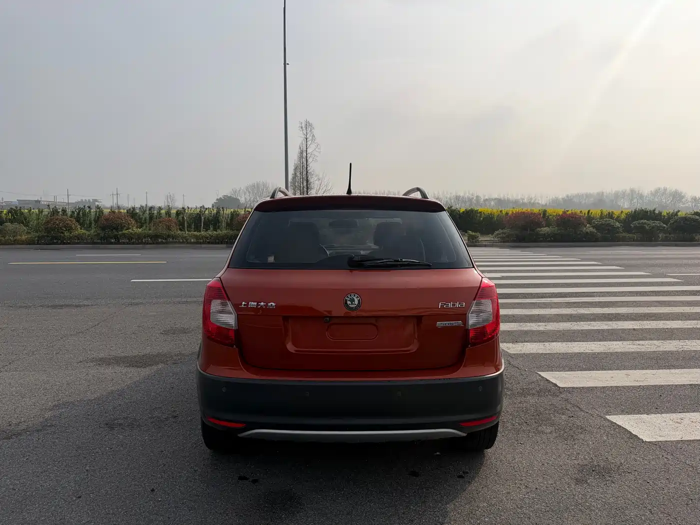 Škoda Fabia 2014 1.6L Automatic Sport Edition фото 5