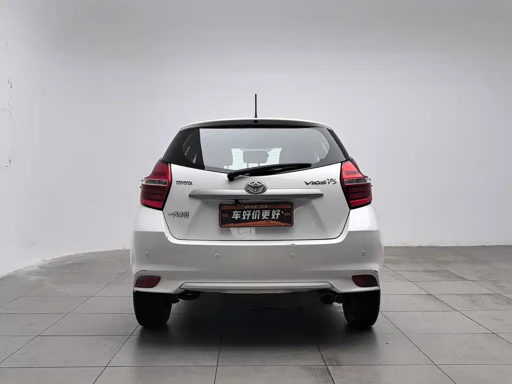 Фото 4 - Toyota Vios FS
