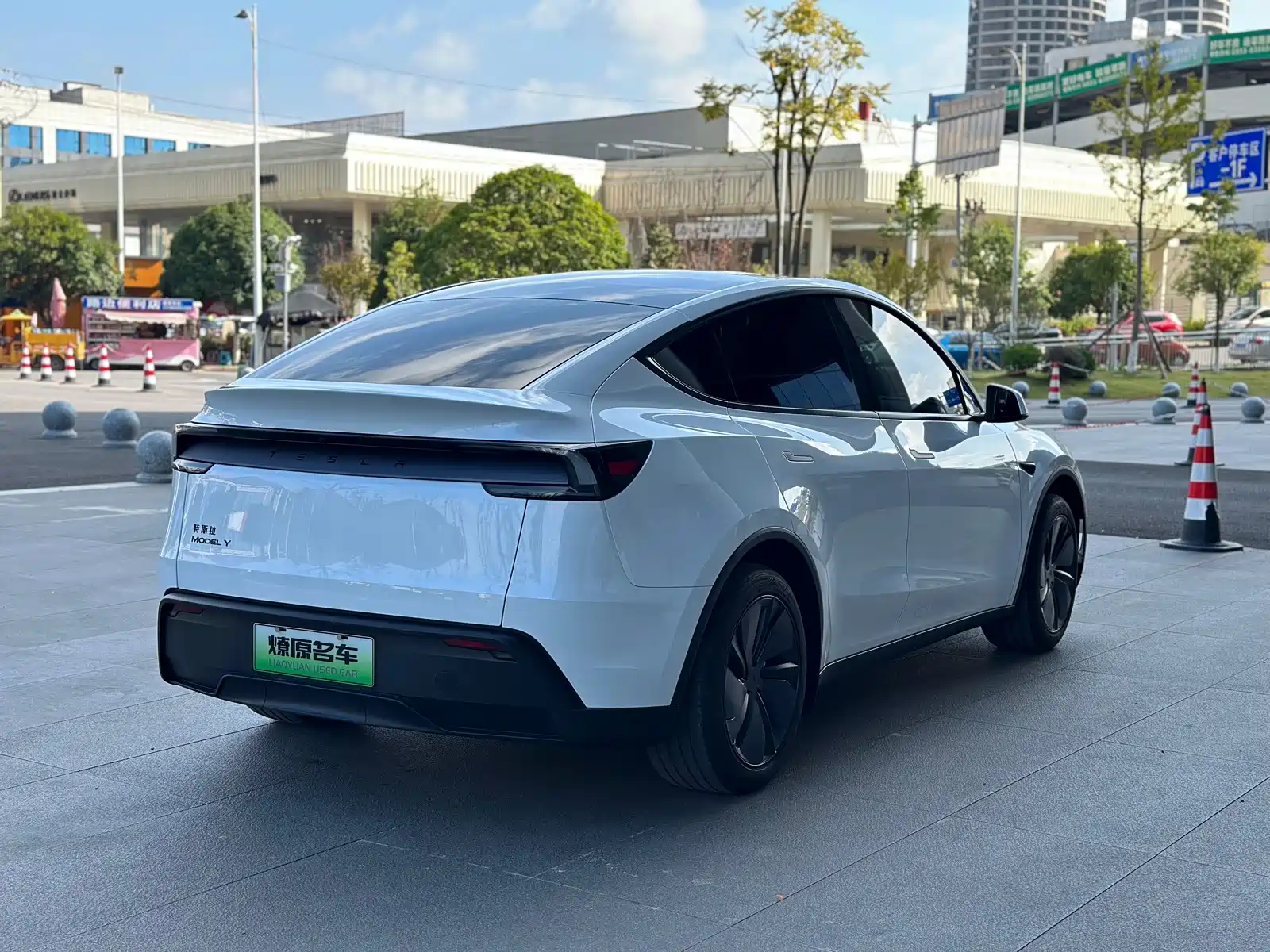 Фото 7 - Tesla Model Y