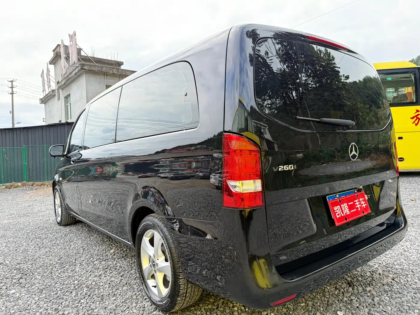 Mercedes-Benz Vito 2018 2.0T Business Edition China VI фото 8