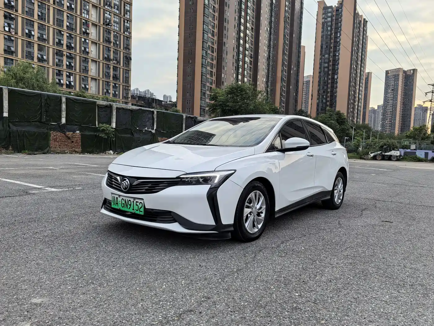 BUICK SLIGHTLY BLUE 6