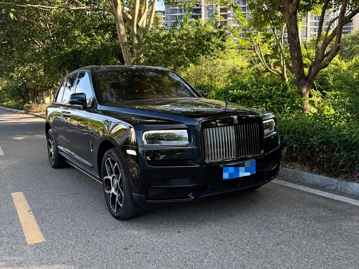 Rolls-Royce Cullinan 2023 2024 Black Badge