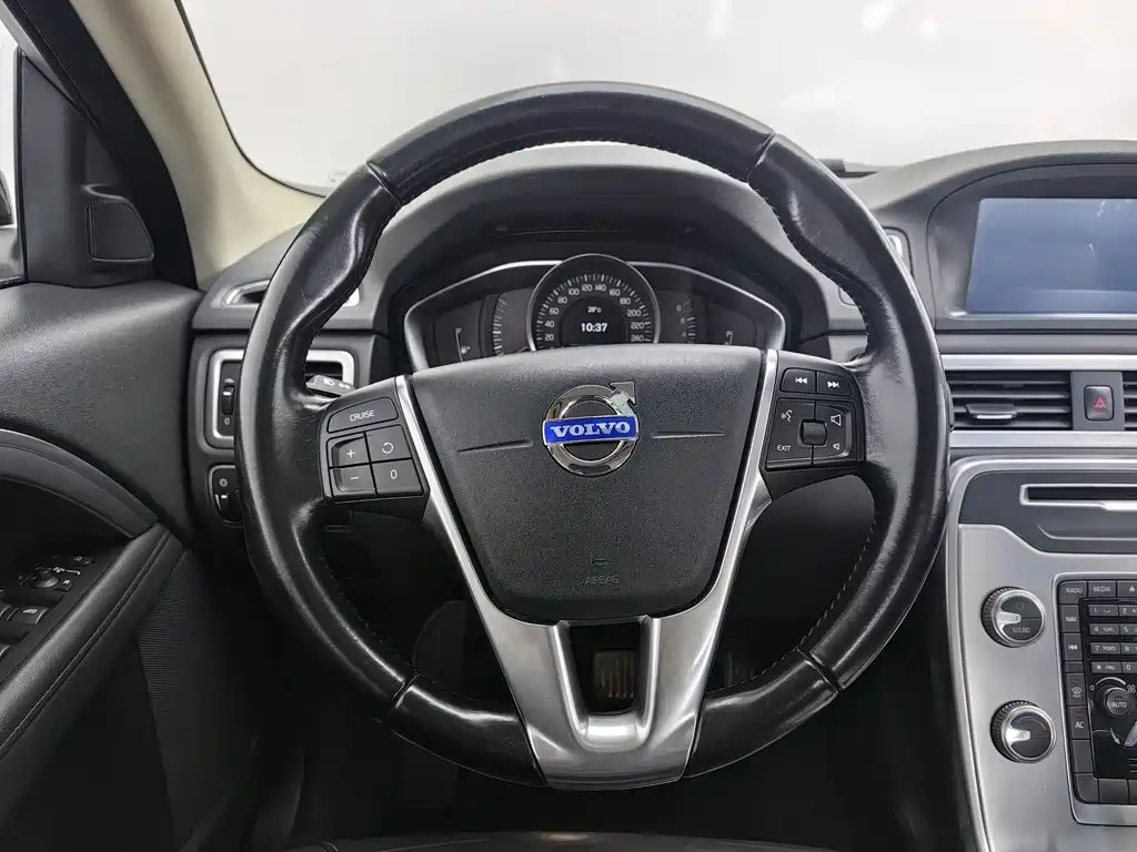 Фото 11 - Volvo S80L
