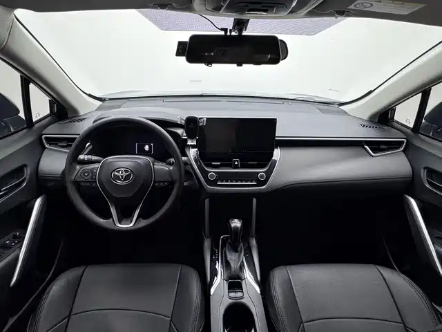 Toyota Frontlander 2023 2.0L CVT Elite Edition фото 5