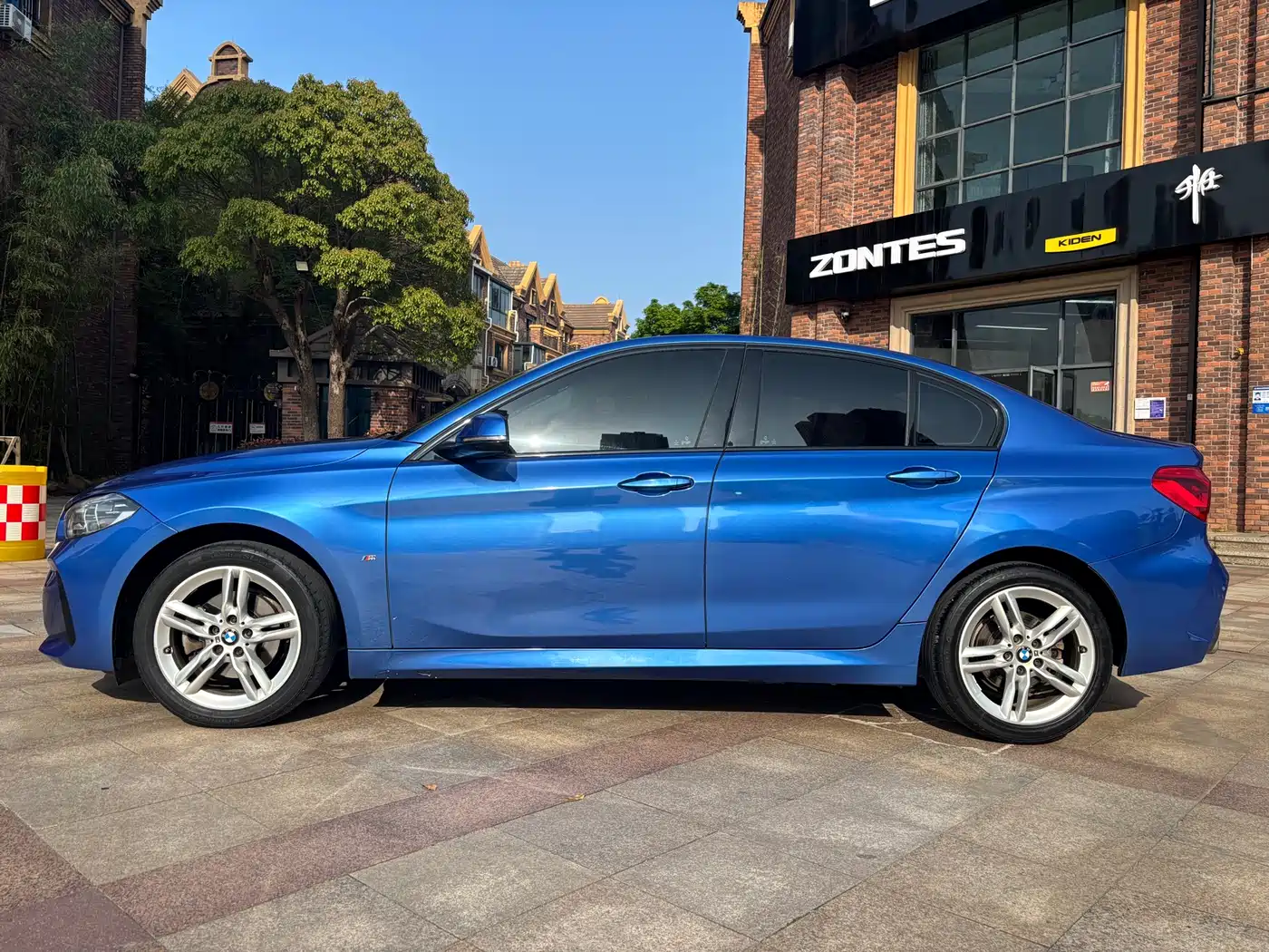 BMW 1 Series 2020 Model 120i M Sport Package фото 17
