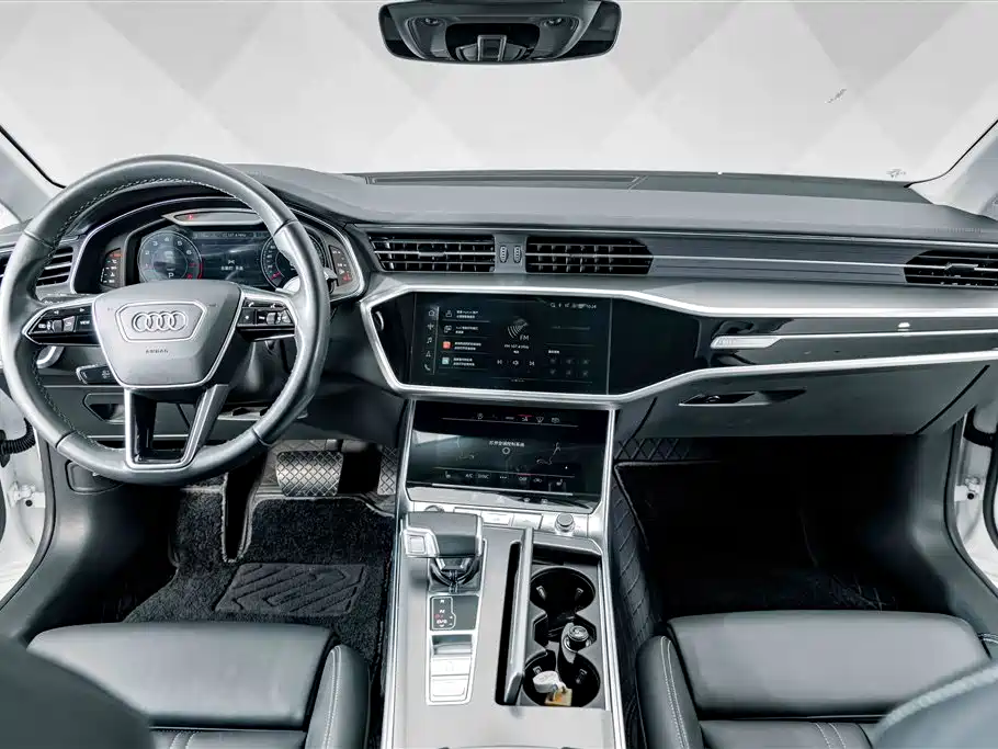 Фото 13 - Audi A7