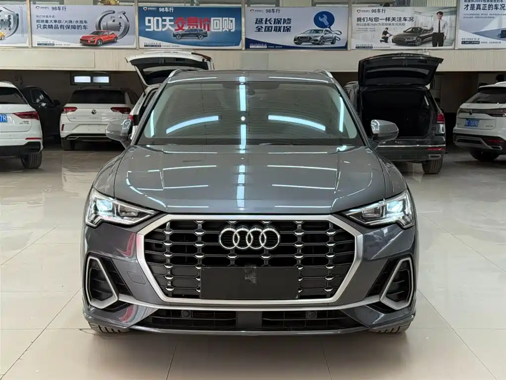 Audi Q3 2022 35 TFSI Fashion Dynamic фото 2