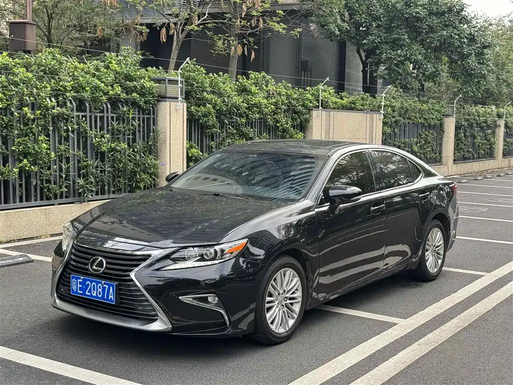 Lexus ES 2015 250 Elegance Edition