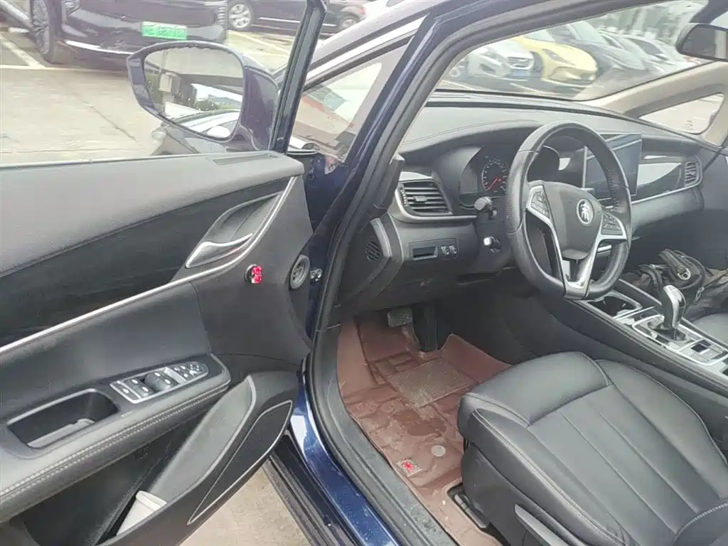 BYD Song MAX 2019 1.5T Auto Smart Connected Sunroof 7-seater China VI фото 16