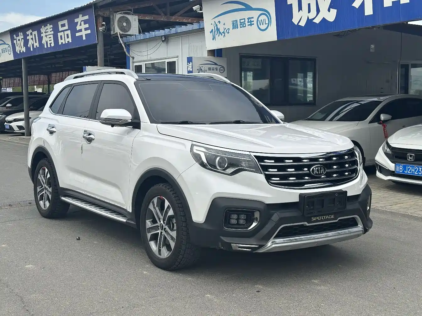 Kia Sportage 2019 2.0L Automatic Smart Luxury Edition фото 3