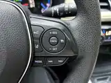 Фото 24 - Toyota RAV4