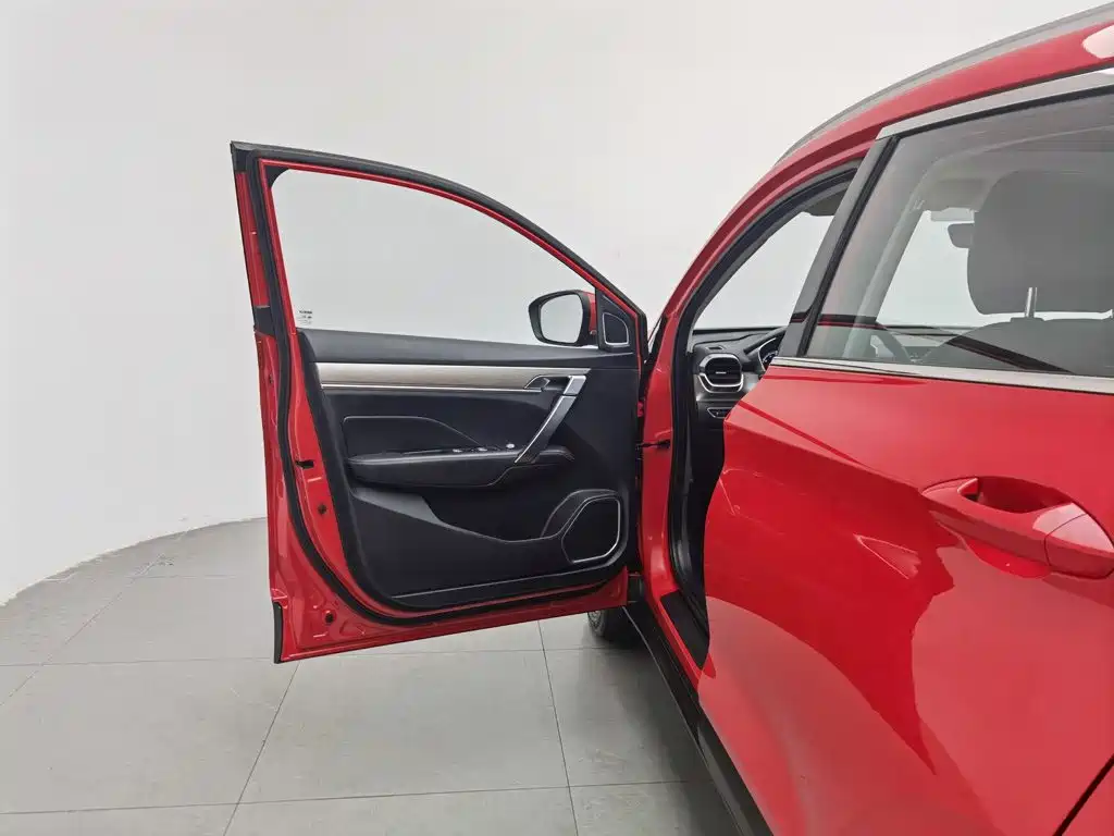Photo 8 - Geely Binyue