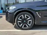 صورة 5 - BMW iX3