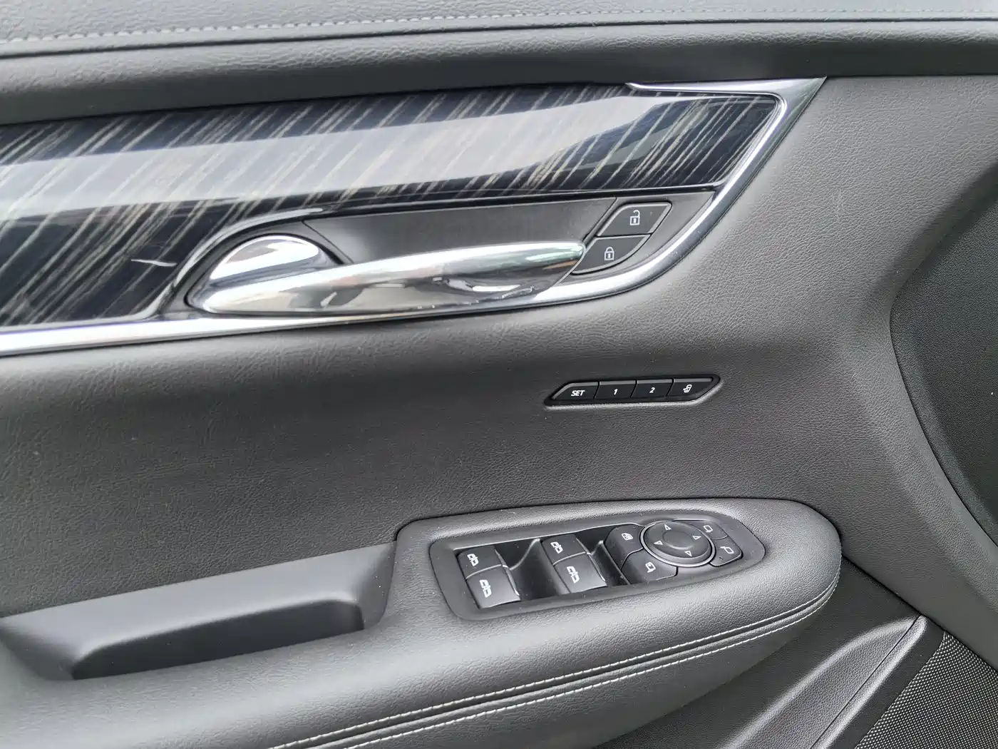 Cadillac XT6 2020 28T 6-Seater 4WD Luxury Model фото 7