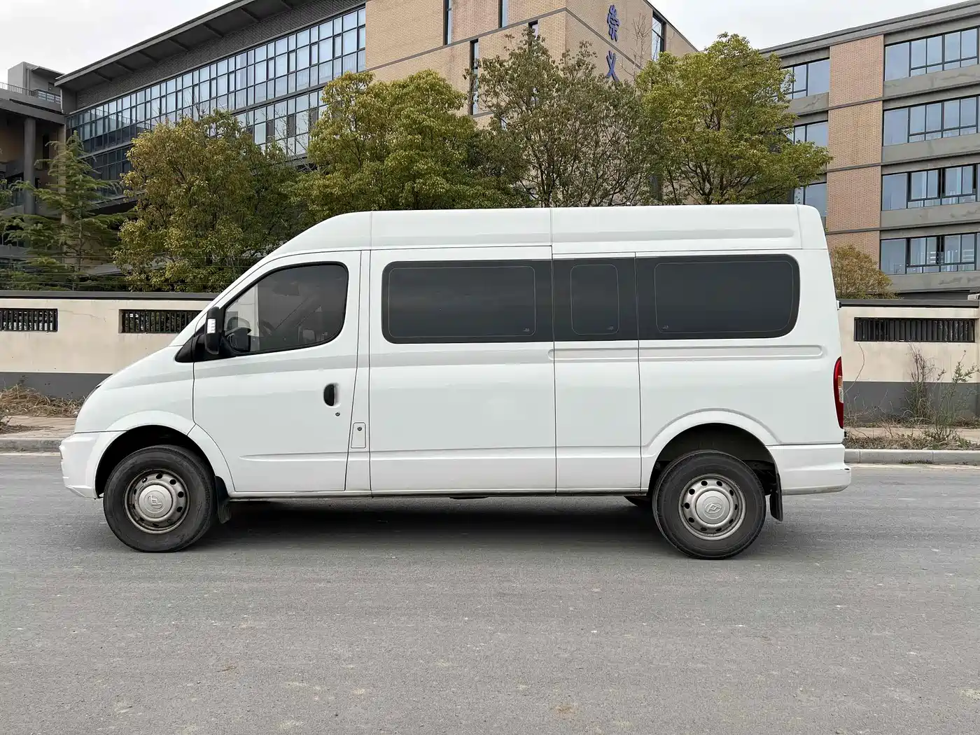 SAIC MAXUS XINTU V80