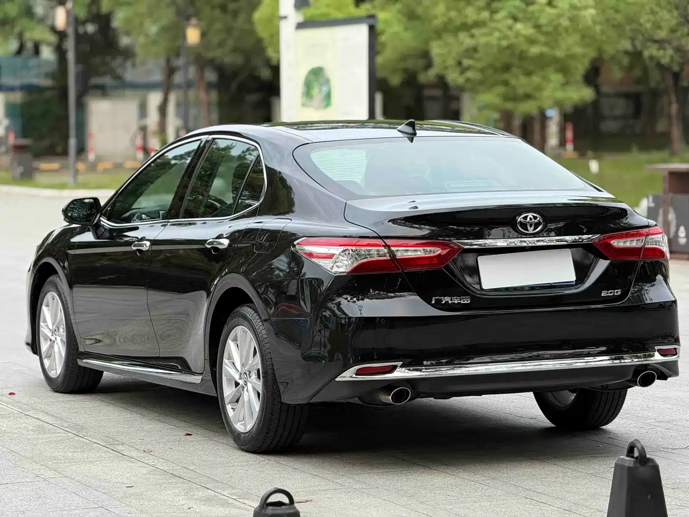 Toyota Camry 2023 2.0G Luxury Edition фото 19