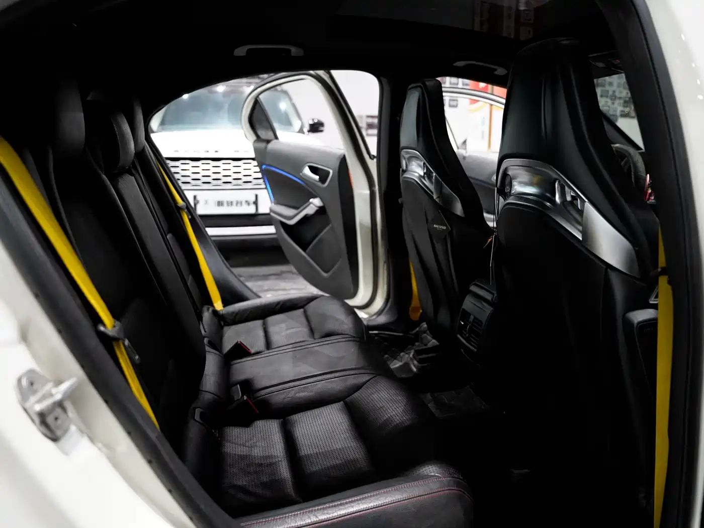 Mercedes-Benz A-Class AMG (Import) 2014 AMG A 45 4MATIC фото 13