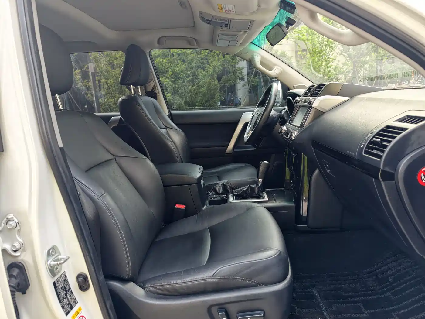 Toyota Prado (Import) 2014 2.7L Automatic Standard Edition фото 13