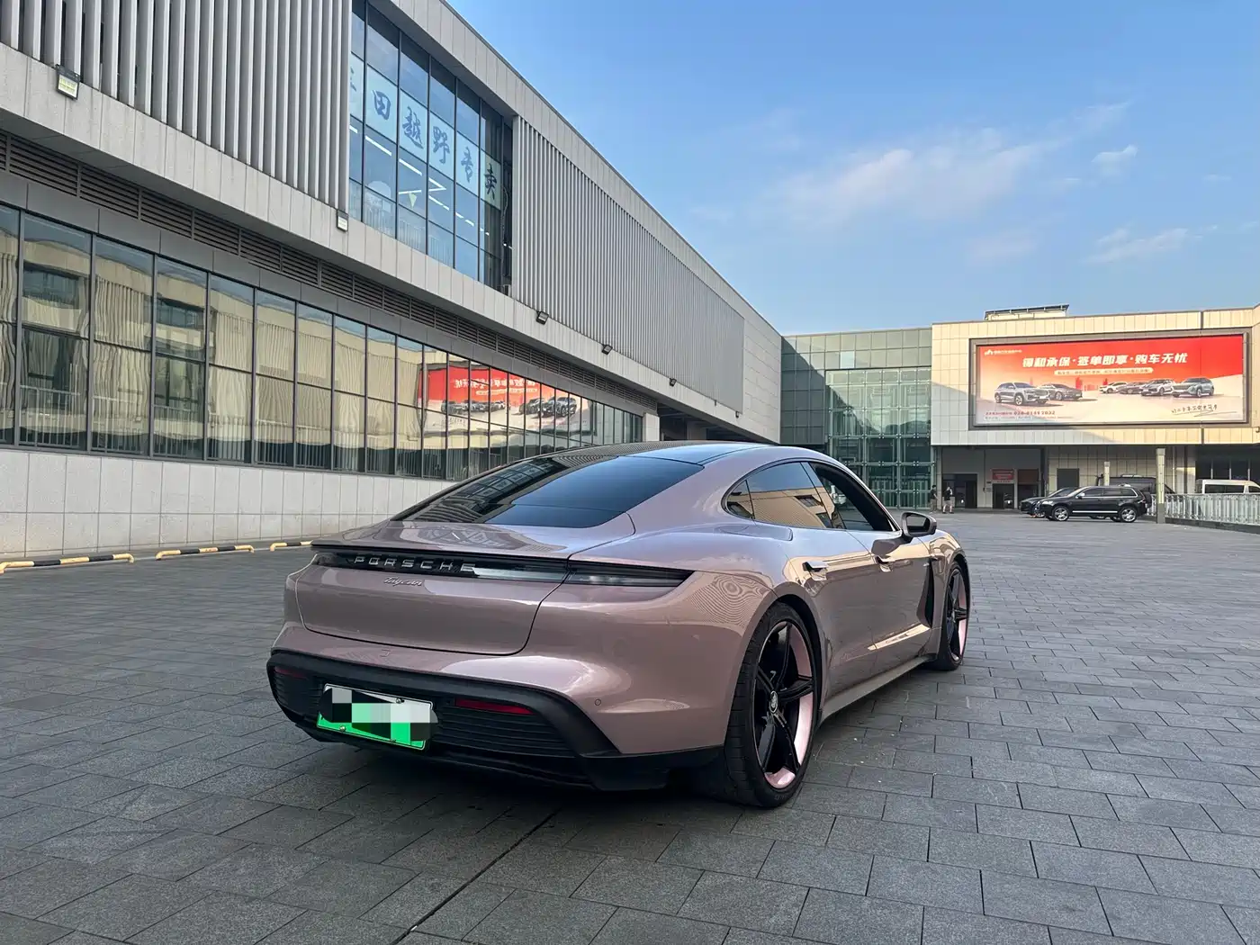 Porsche Taycan 2020 Taycan фото 6