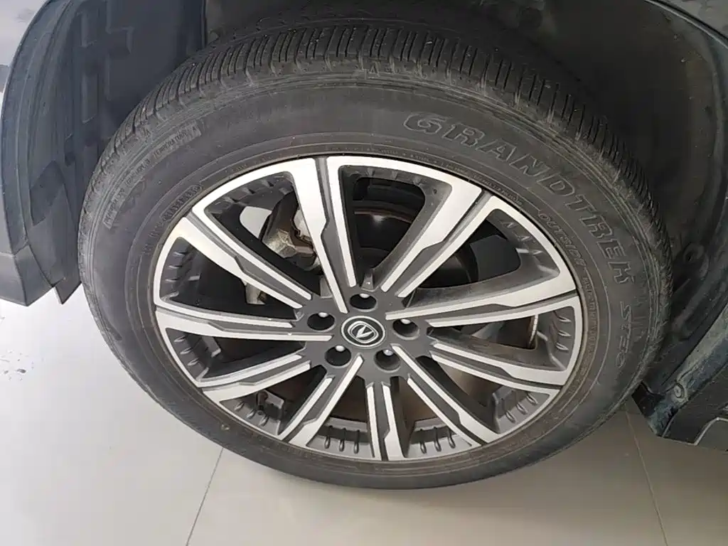 Фото 23 - Changan CS75 PLUS