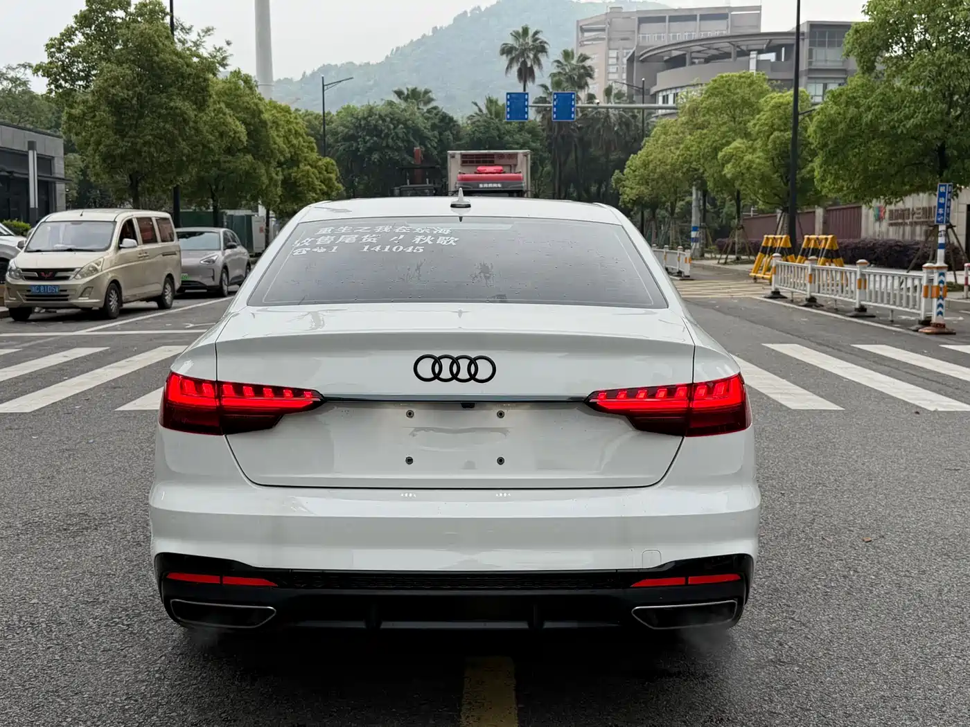 Audi A4L 2020 40 TFSI Fashion Dynamic Edition фото 15