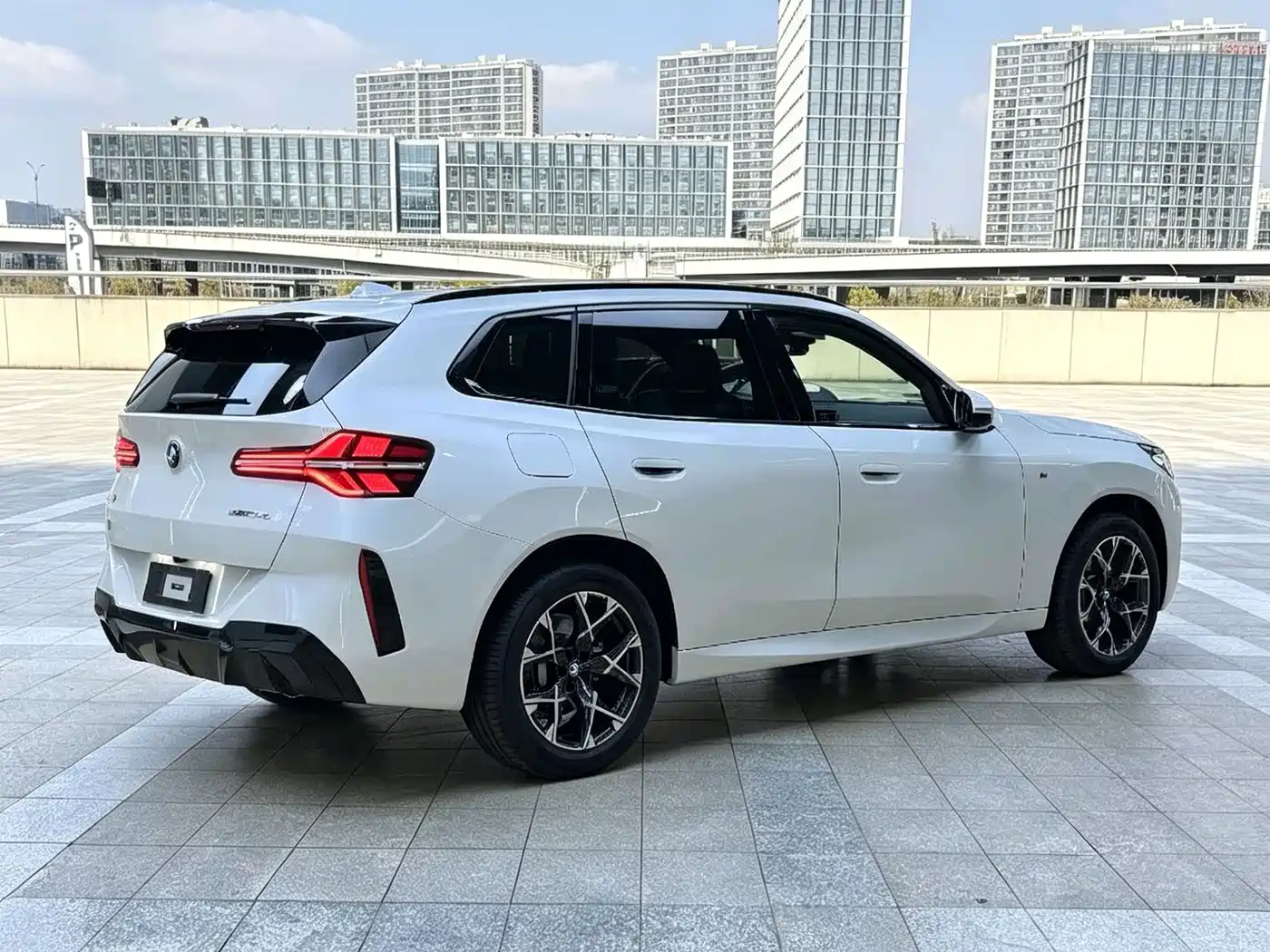 BMW X3 2026 2026 xDrive25L M Sport Shadowline Package