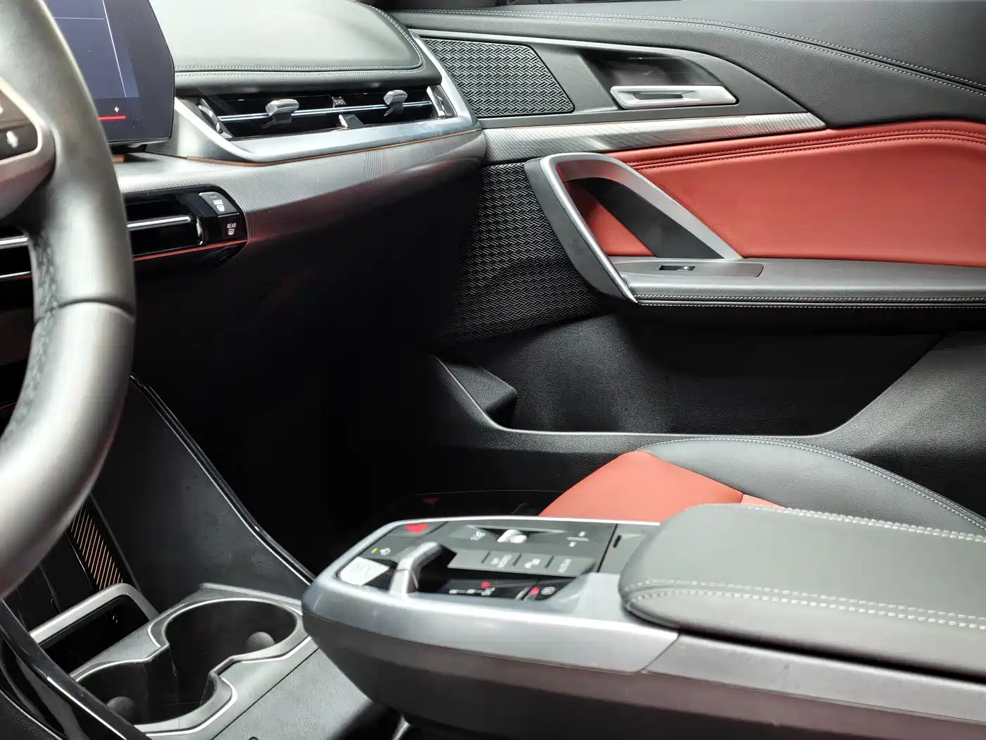 BMW X1 2023 sDrive25Li M Sport Package фото 9