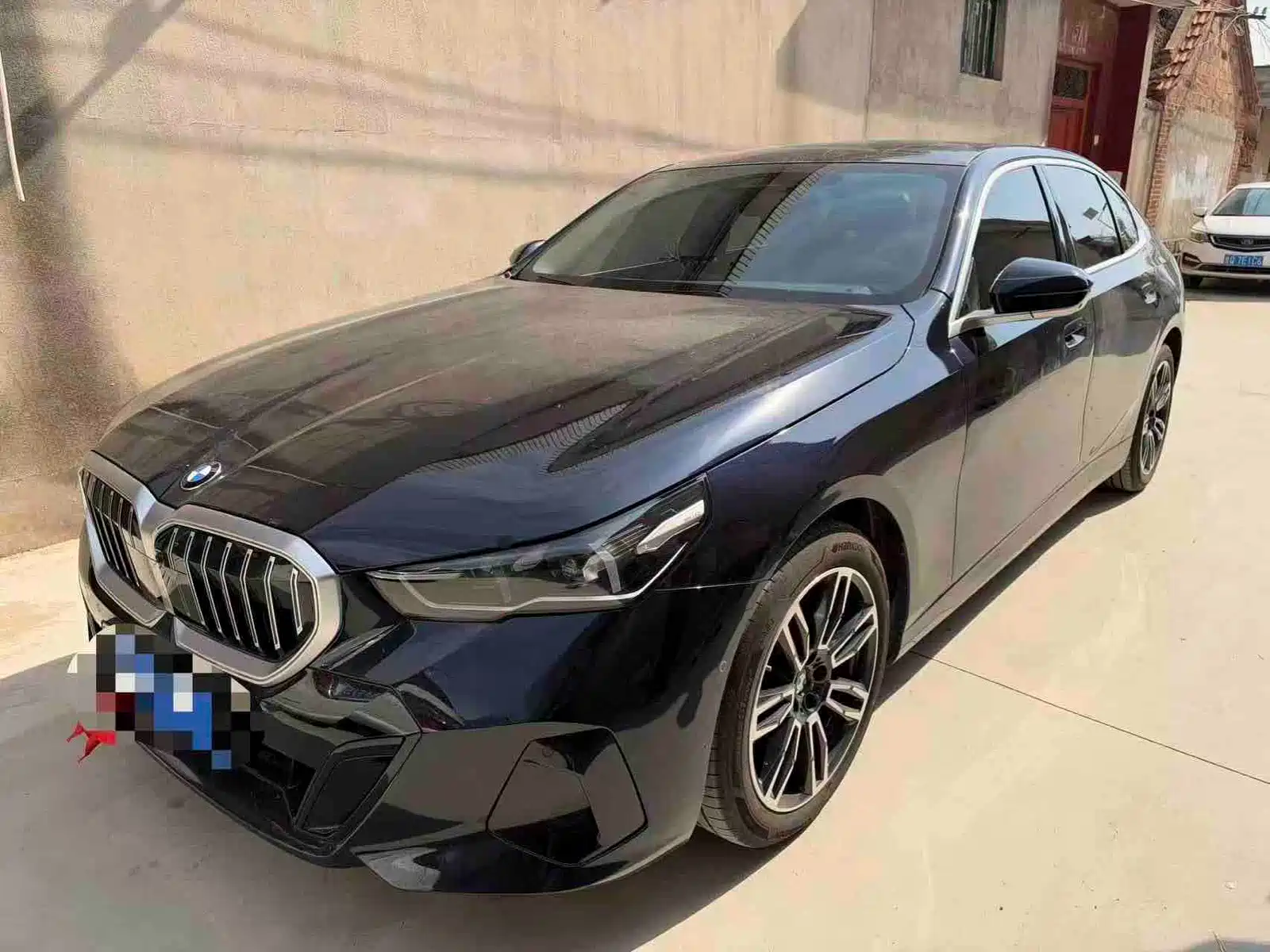 Фото 1 - BMW 5 Series