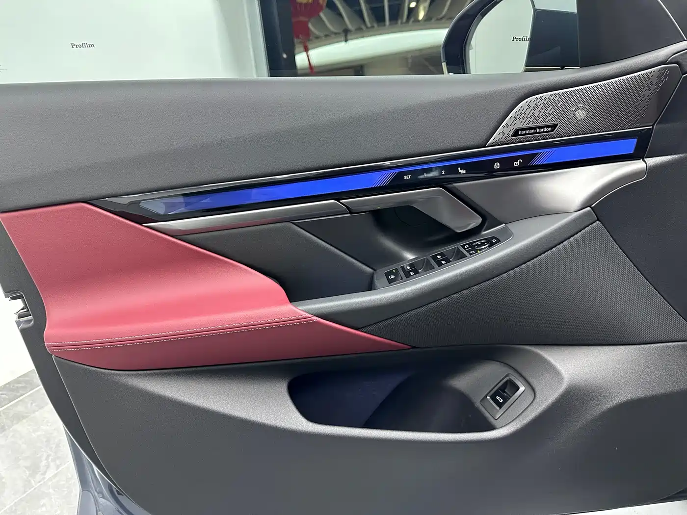 BMW 5 Series 2024 530Li Leading M Sport Package фото 23